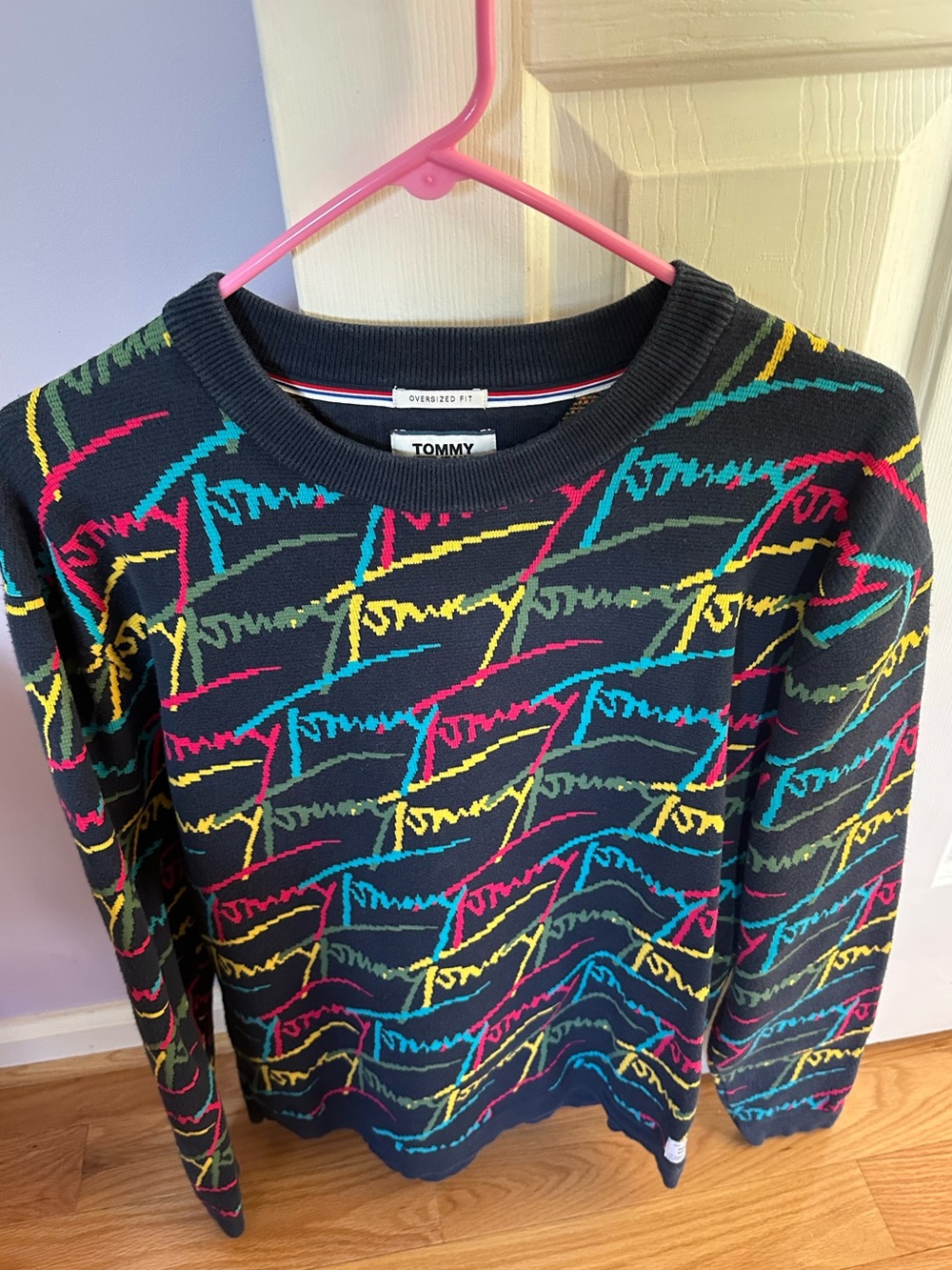 Tommy Hilfiger Tommy Jeans oversized crewneck sweatshirt size M like new